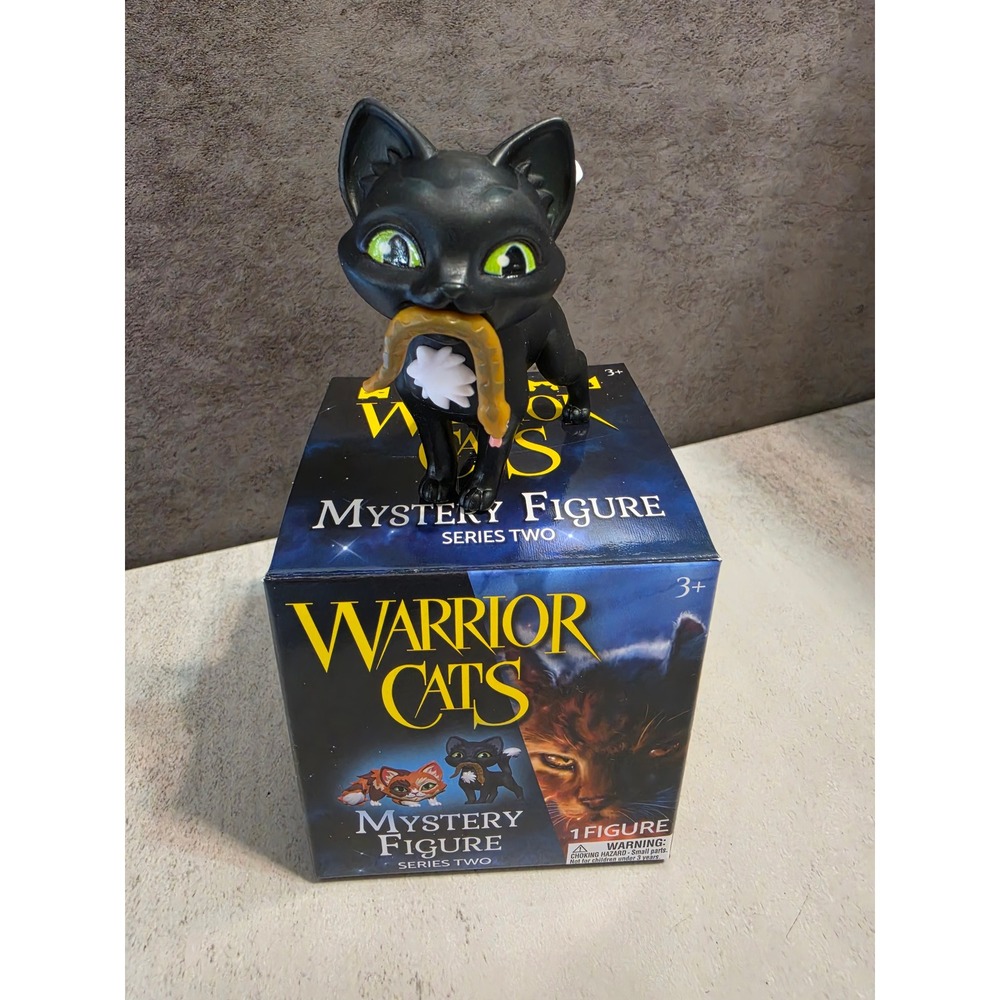 Warrior Cats Mystery Figure Series Two Ravenpaw Black Cat Vinyl With Box